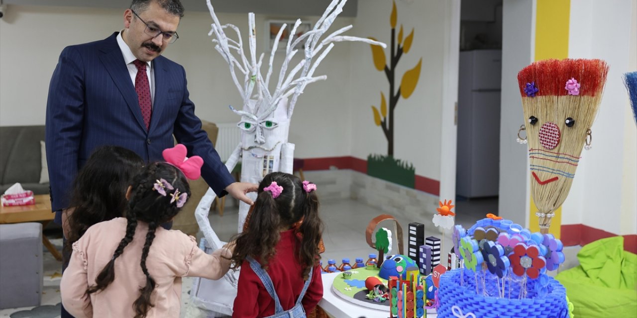 Iğdırlı Çocuklar Geri Dönüşümü "Çöp Adam" Projesiyle Öğreniyor