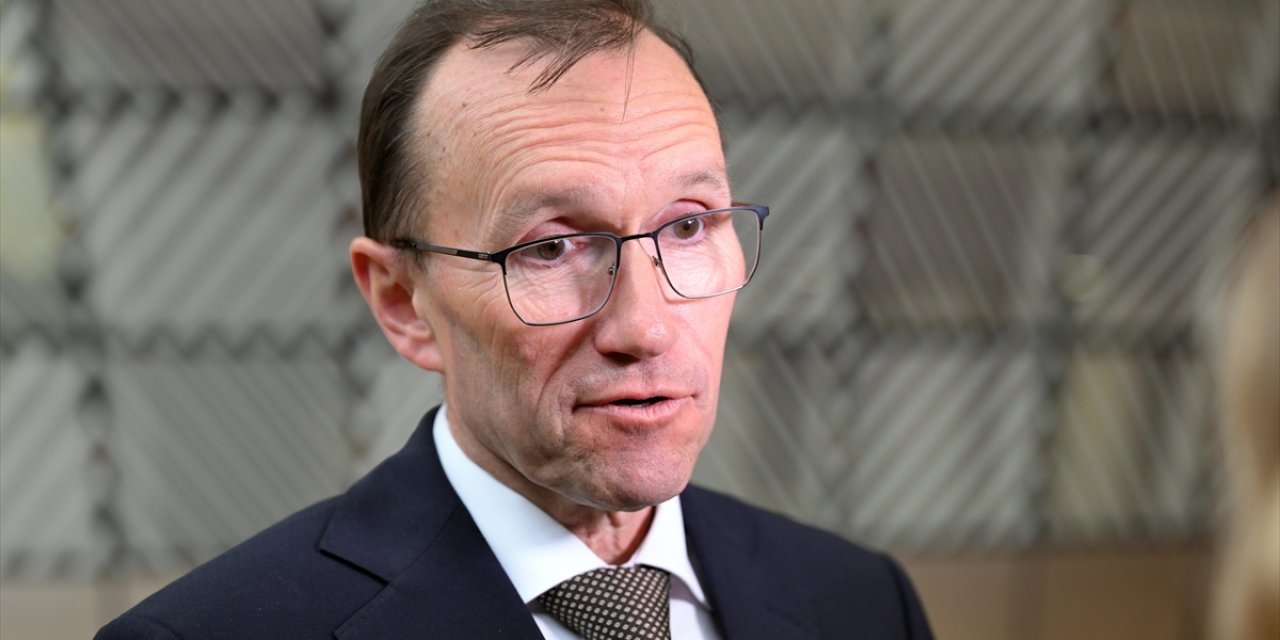 Norveç Dışişleri Bakanı Eide, Gazze'de Barışın İki Devletli Çözümden Geçtiğini Belirtti