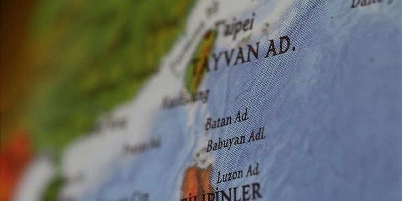 Tayvan: Ada Çevresinde Çin'e Ait 24 Askeri Hava Aracı Ve 6 Gemi Görüldü