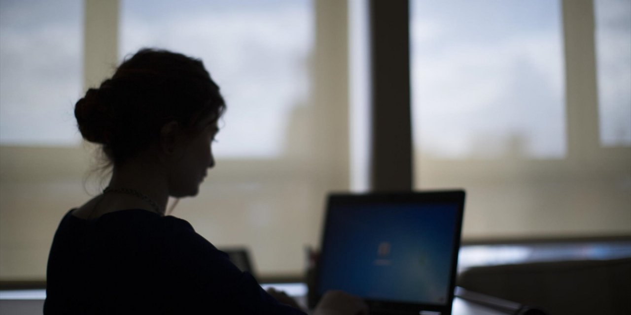 Teknoloji Şirketlerinde İşten Çıkarmalar 2024'te Yüzde 42 Azaldı