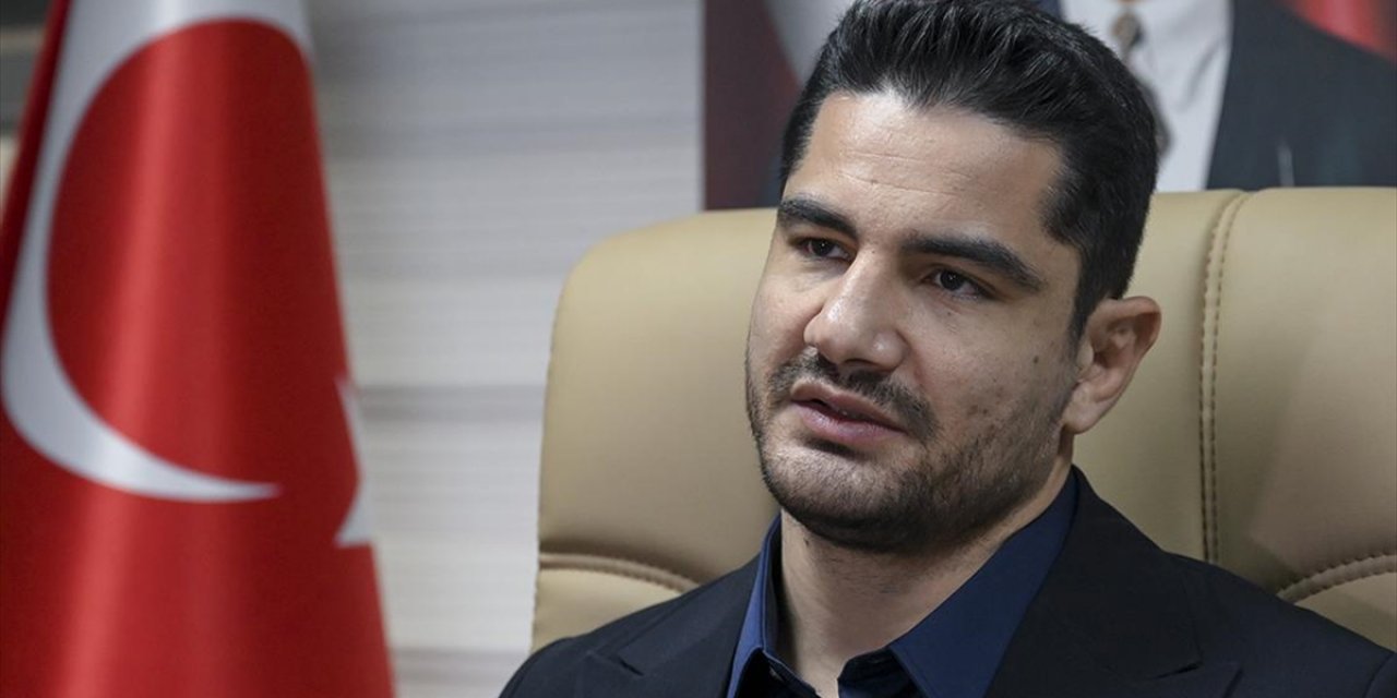 Taha Akgül Başarı İçin Camiadan Zaman İstedi