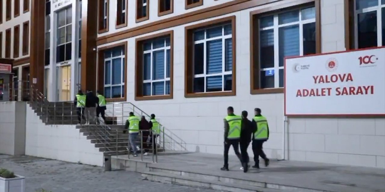 Suç Örgütlerine Yönelik "Hücre" Operasyonlarında 66 Şüpheli Yakalandı