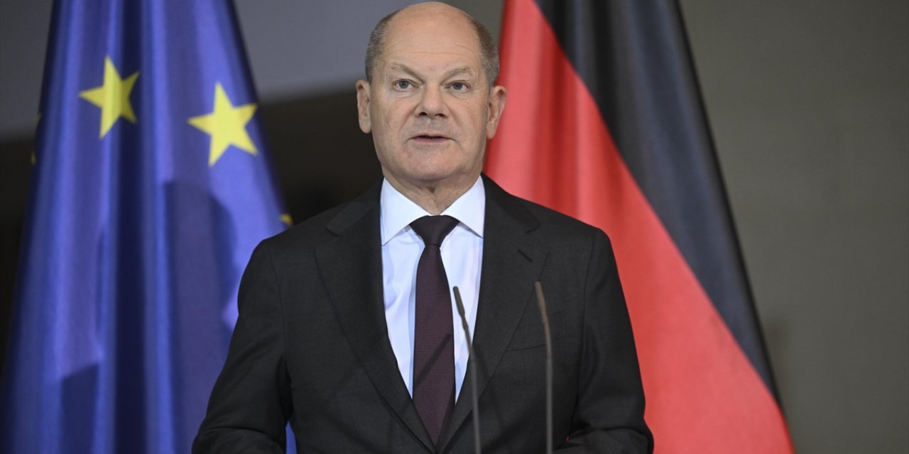 Scholz, Gazze'de Ateşkes Anlaşmasını "Savaşın Sona Ermesi İçin Bir Şans" Olarak Niteledi