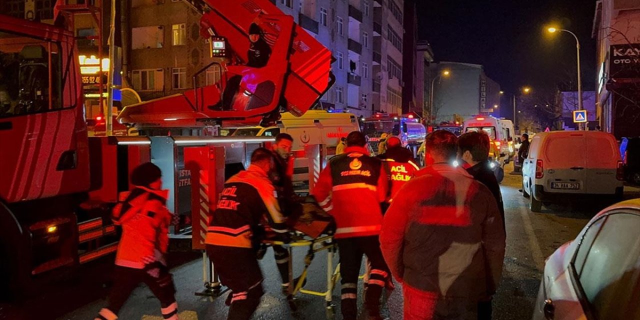 Ataşehir'de Otelde Çıkan Yangında Yaralanan 3 Çalışan Hastanede Hayatını Kaybetti