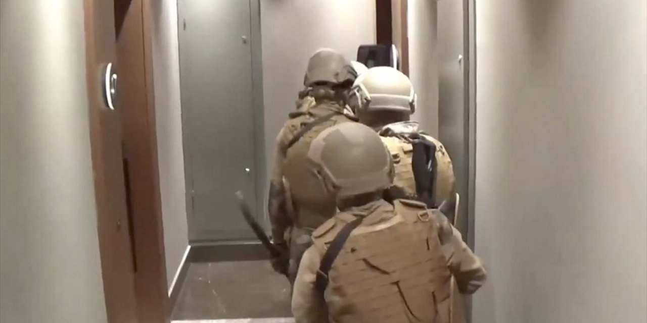 "Narkokapan-8" Operasyonunda 145 Kilogram Uyuşturucu Ele Geçirildi