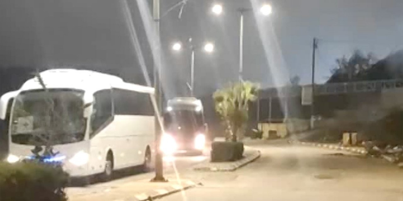 Gazze'de Ateşkes ve Esir Takası Anlaşması Kapsamında 90 Filistinli Esir Serbest Bırakıldı