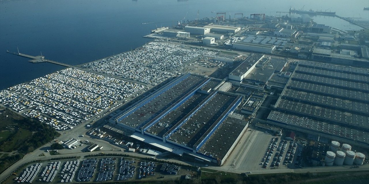 Kocaeli, Geçen Yıl Türkiye'nin Otomotiv İhracatının Yarısından Fazlasına İmzasını Attı