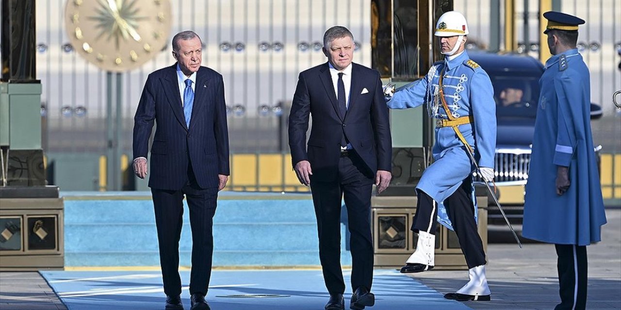 Cumhurbaşkanı Erdoğan, Slovakya Başbakanı Fico'yu Resmi Törenle Karşıladı
