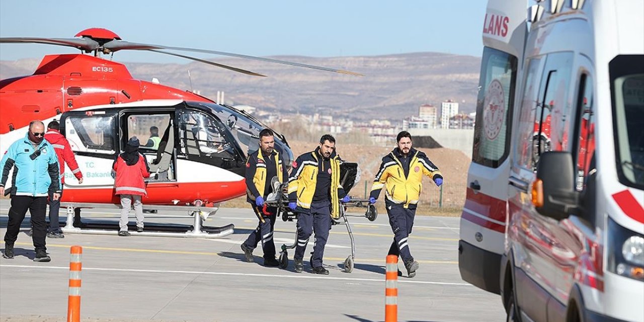 Yıldız Dağı Kayak Merkezi'nde Bir Oteldeki Patlamada 2 Antrenör ve 2 Sporcu Yaralandı