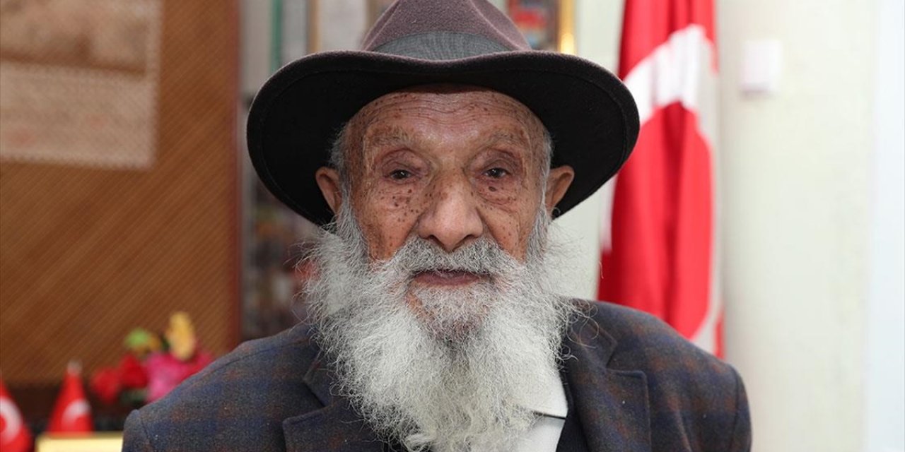 96 Yaşındaki Alevi Dedesi Ahmet Uğurlu, Cumhurbaşkanı Erdoğan İle Görüşmesini Anlattı