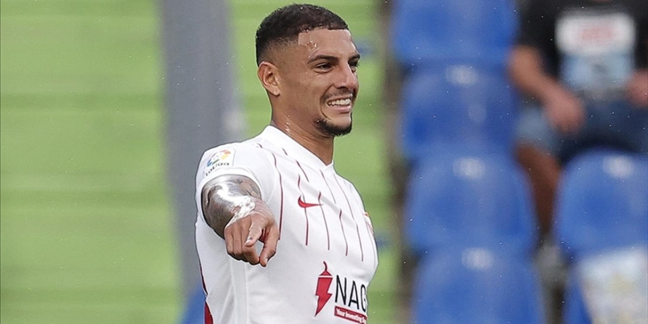 Fenerbahçe, Diego Carlos'la 3,5 Yıllık Sözleşme İmzaladı