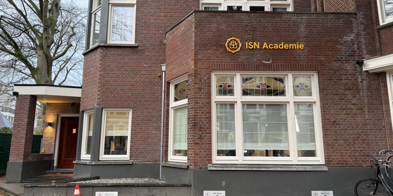 Hollanda'da İslami ve Toplumsal Araştırmalar Yürütecek HDV Akademi Açıldı