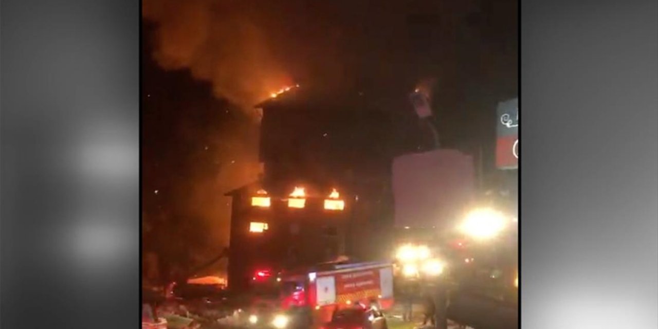 Kartalkaya'daki Otel Yangınına İlk Müdahale Anlarına İlişkin Görüntüler Ortaya Çıktı