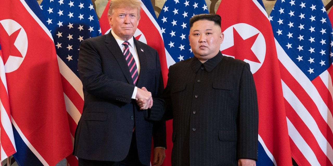ABD Başkanı Trump, Kuzey Kore Lideri Kim İle İletişime Geçeceğini Söyledi