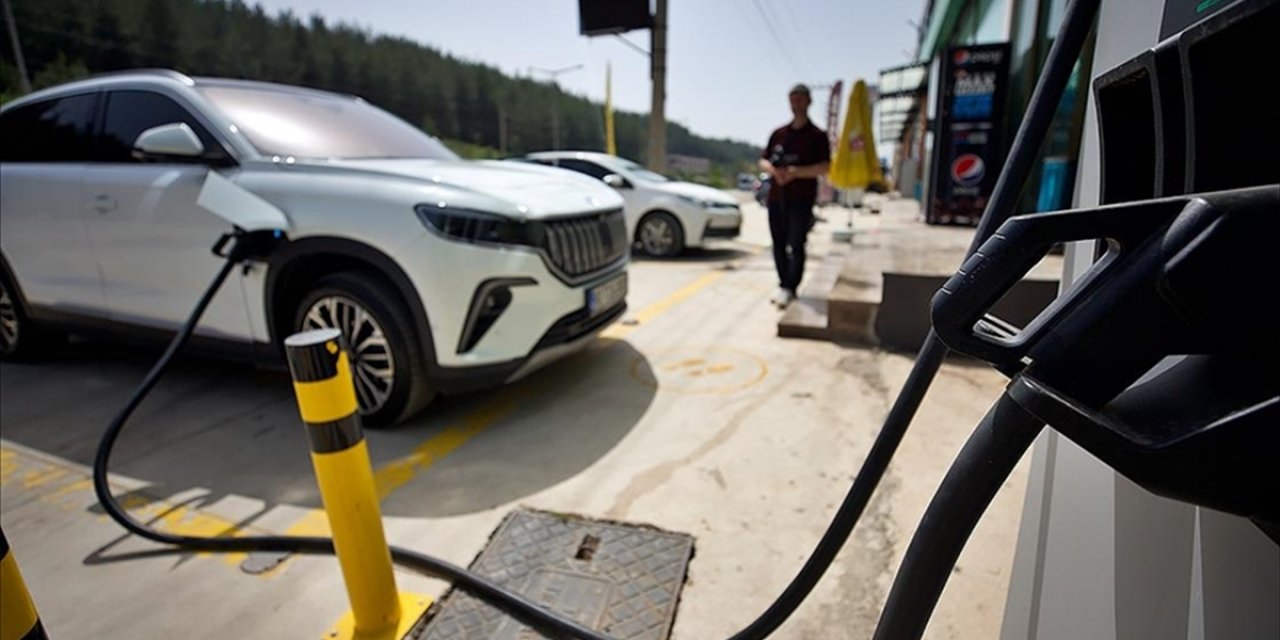 Türkiye'de Elektrikli Otomobil Sayısı Bir Yılda Yüzde 130 Arttı