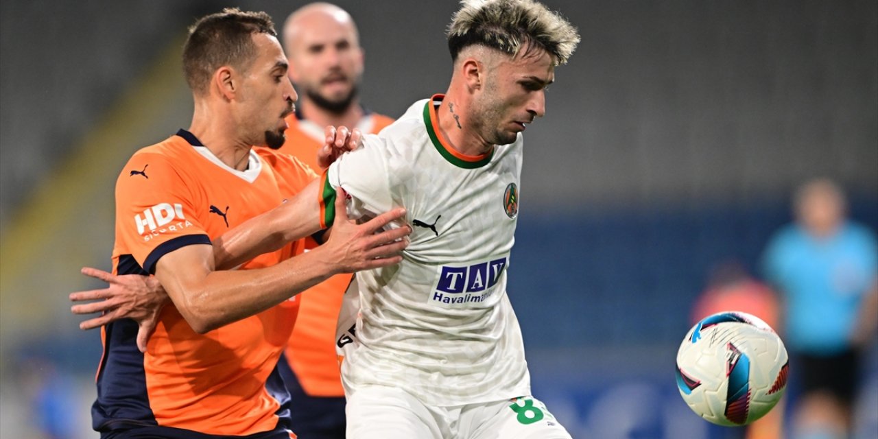 Rams Başakşehir, Süper Lig'in 21. Haftasında Yarın Alanyaspor'a Konuk Olacak