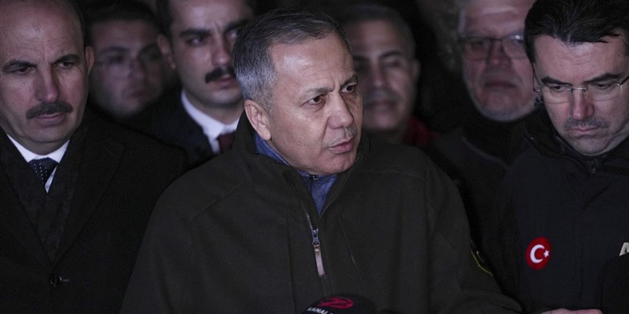 Bakan Yerlikaya: Diğer İki Cana Ulaşmak İçin de Şu Anda Yoğun Gayret Gösteriyoruz