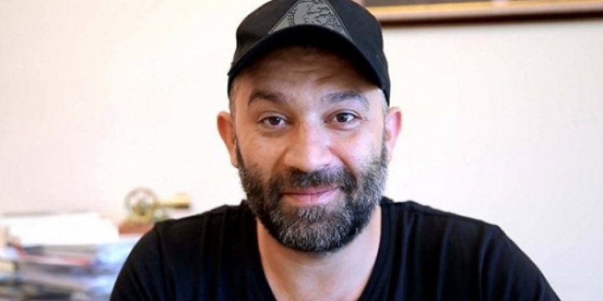 Oyuncu Şevket Çoruh: İzmir’in göbeğinde bıçaklı saldırganlar tarafından darp edildik!