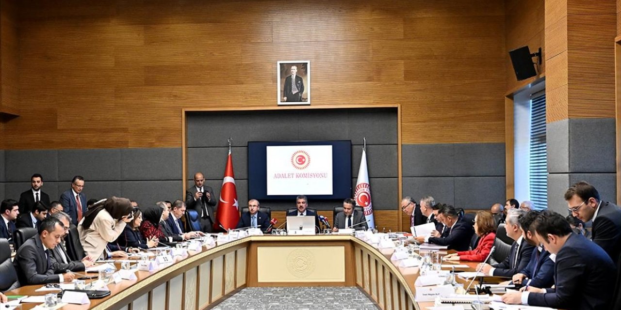 TBMM Adalet Komisyonu, Yeni Yargı Reformu Strateji Belgesi'nin Yasal Düzenlemeleri İçin Çalışacak