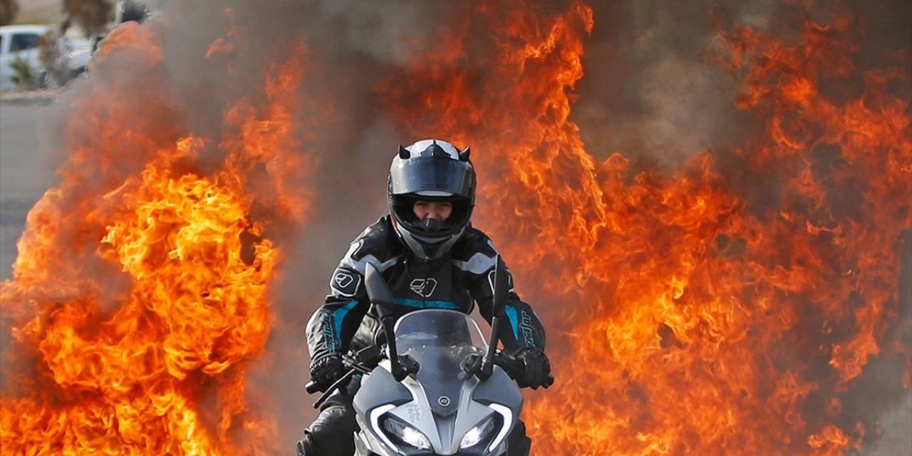 İran'da Sinema ve Dizilerde Rol Alan Kadın Dublörler Cesaret ve Yetenekleriyle Öne Çıkıyor