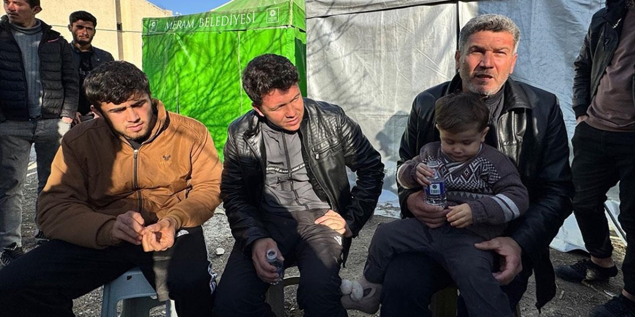 Konya'da Çöken Binanın Enkazından Kurtulanlar Yaşadıkların Anlattı