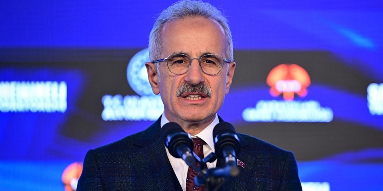 Gençlere Yönelik Sosyal Medya Düzenlemesi Bu Yıl Devreye Alınacak