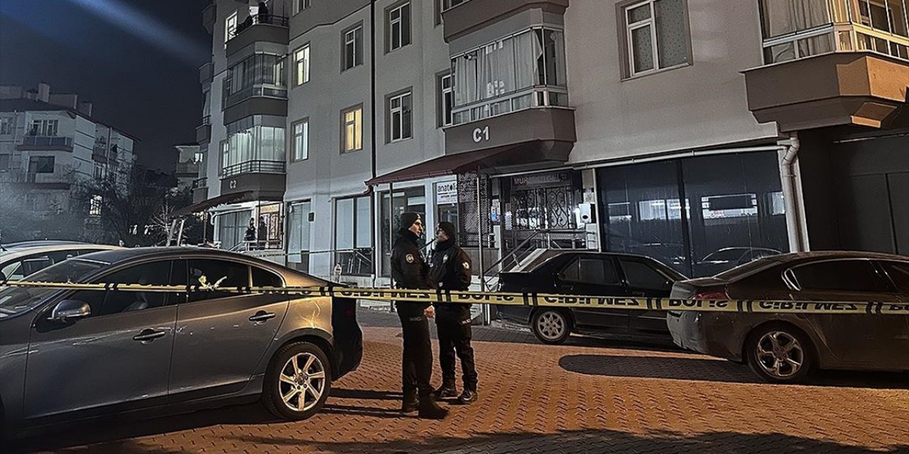 Konya'da 4 Kişilik Aile Evde Ölü Bulundu
