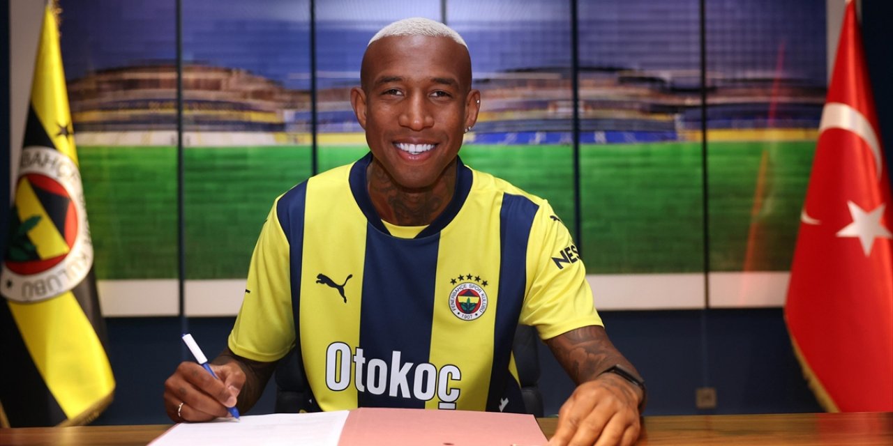 Fenerbahçe, Anderson Talisca İle Sözleşme İmzaladı