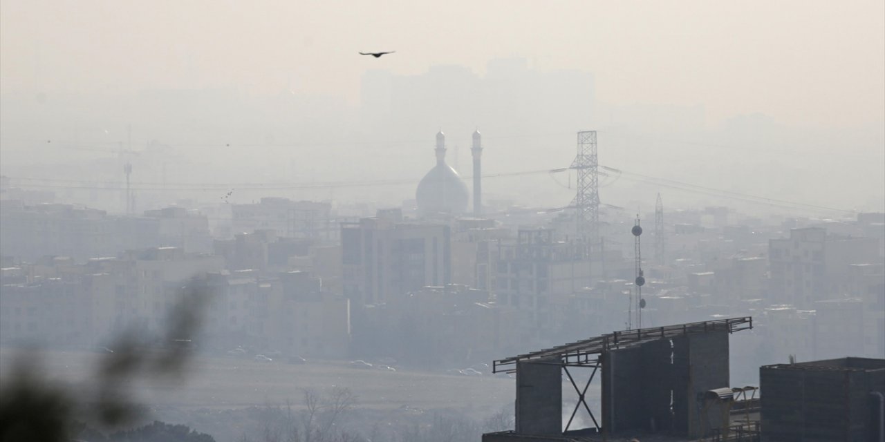 Tahran’da Hava Kirliliği "Kırmızı" Seviyeye Çıktı