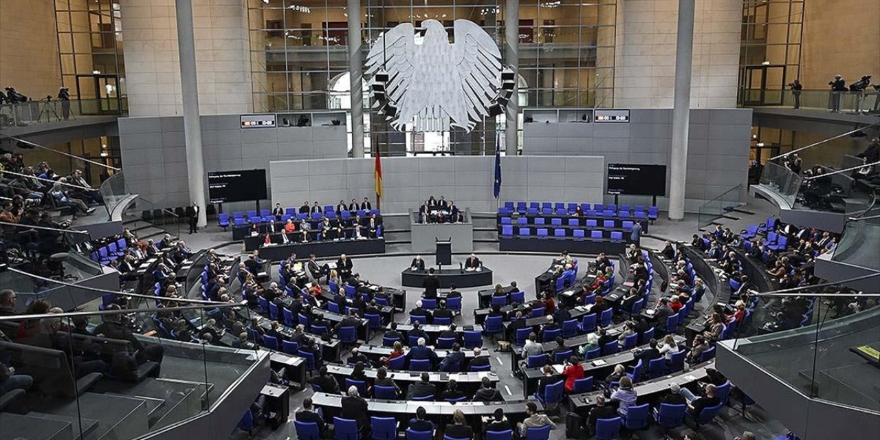 Almanya'da Afd'nin Yasaklanması İçin Sürecin Başlatılmasının Talep Edildiği Önergeler Mecliste Görüşüldü