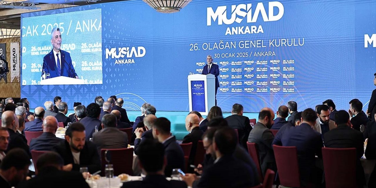 Bakan Bolat: Dış Ticaret ve Cari Açığımız Kontrol Altında Oldukça Ekonomimiz Büyümeye Devam Edecek