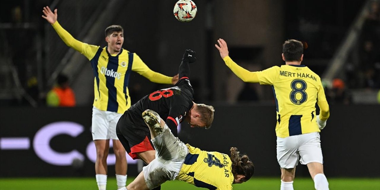 Fenerbahçe, Golcüleriyle Üst Tura Çıktı