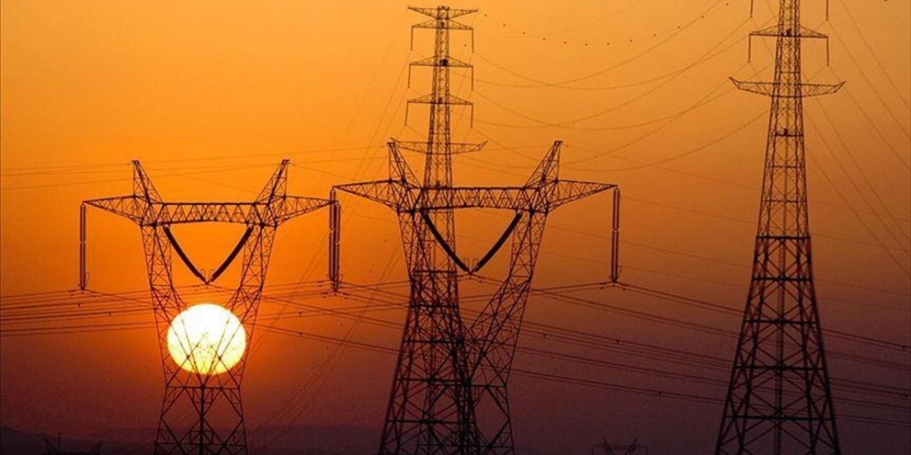 Elektrik Üretimi Geçen Yıl Kasımda Yüzde 8,2 Arttı