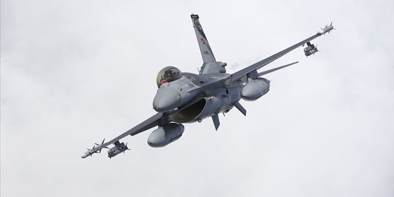 Irak ve Suriye'nin Kuzeyinde 13 PKK/YPG'li Terörist Etkisiz Hale Getirildi