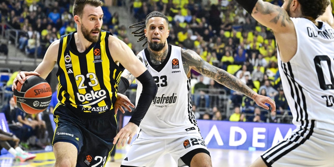 Fenerbahçe Beko, İtalyan Ekibi Virtus Segafredo Bologna'yı Mağlup Etti
