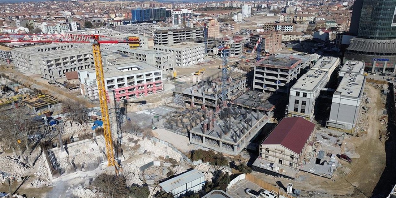 Depremlerden Sonra Yapımına Başlanan Malatya Çarşısının Yapım Süreci Dronla Görüntülendi