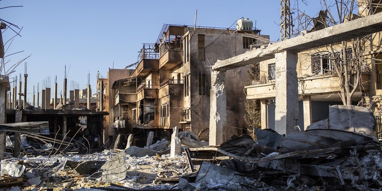 İsrail'in Ateşkese Rağmen Lübnan'ın Bekaa Vadisi'ne Düzenlediği Saldırıda 2 Kişi Öldü, 10 Kişi Yaralandı