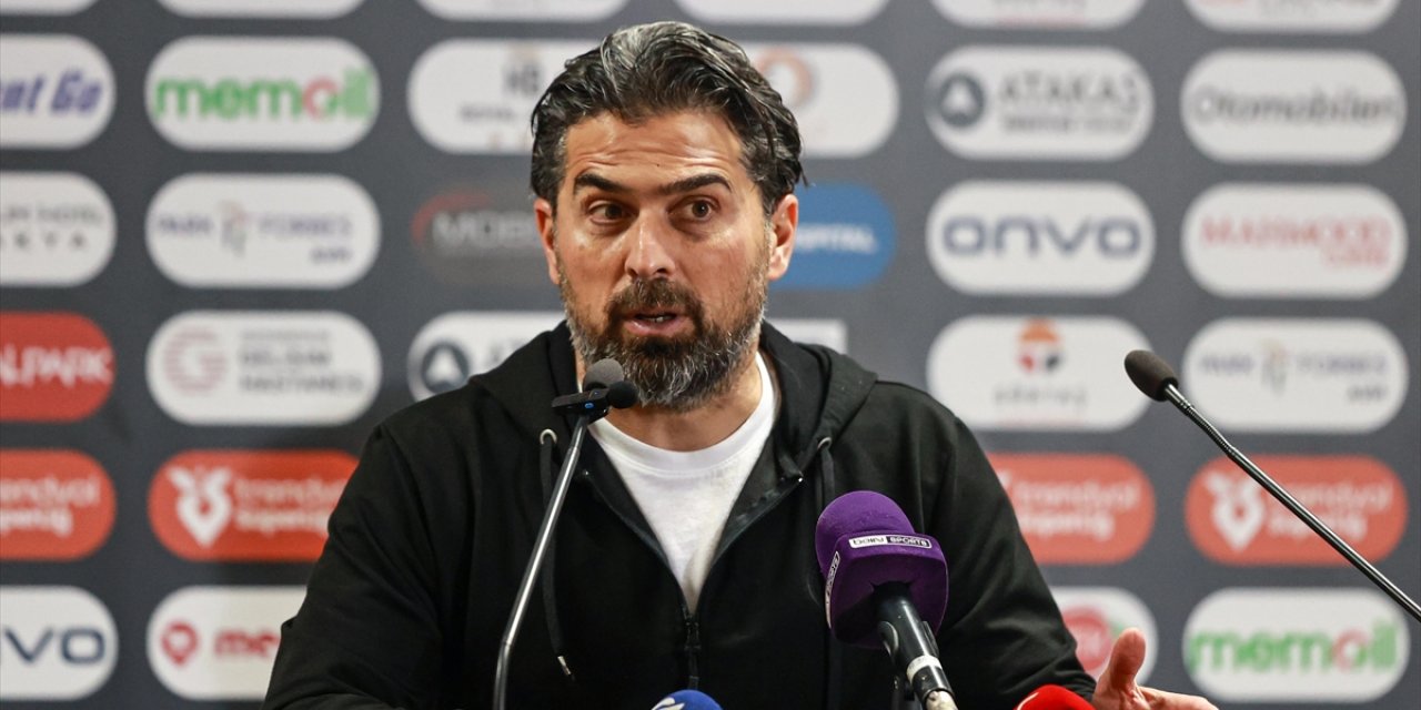 Çaykur Rizespor Teknik Direktörü İlhan Palut: Bu Oyun Bizim İçin Bir Mihenk Taşı Olmalı