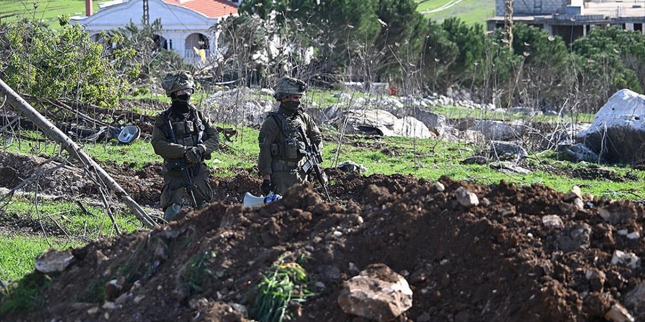 İsrail Ordusu, Lübnan'ın Güneyindeki Yarun Beldesine Geçmeye Çalışanlara Ateş Açtı