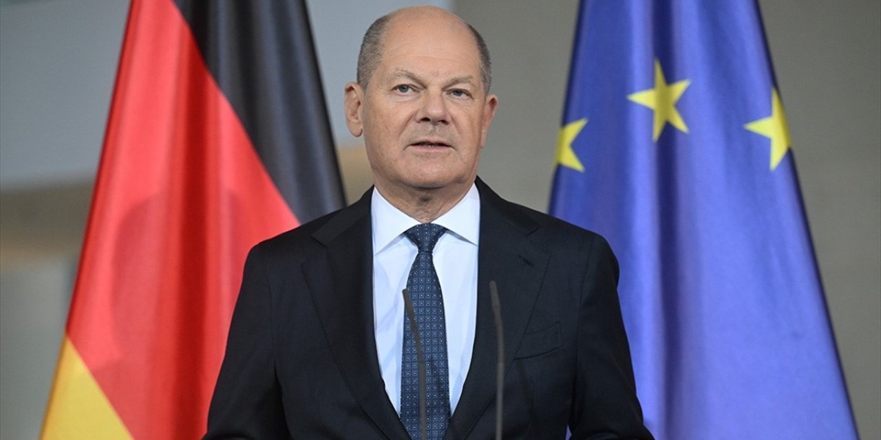 Almanya Başbakanı Scholz'dan ABD'nin AB'ye Olası Ek Gümrük Vergisine Tepki