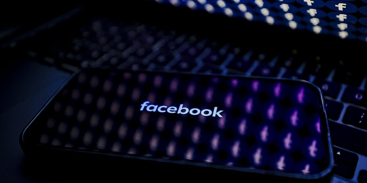 Dünyanın En Büyük Sosyal Medya Platformlarından Facebook, 21 Yılı Geride Bıraktı
