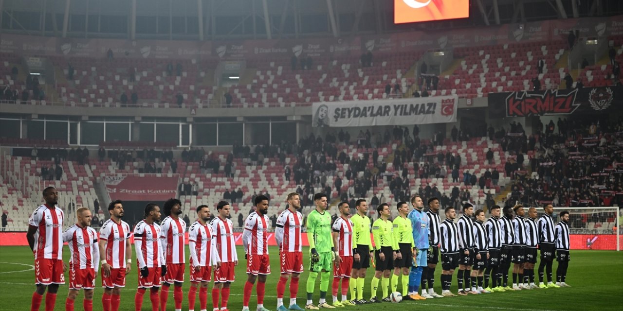 Sivasspor-Beşiktaş Maçının Biletleri Satışa Çıkarıldı