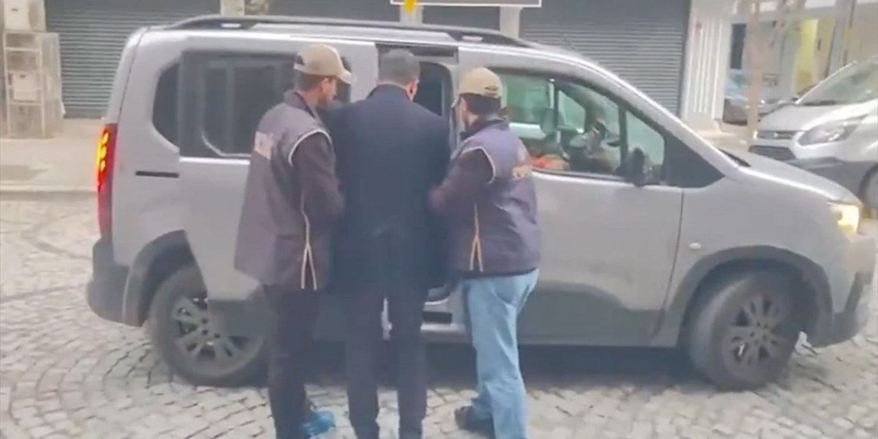 FETÖ'ye Yönelik "Kıskaç-37" Operasyonlarında 93 Şüpheli Gözaltına Alındı