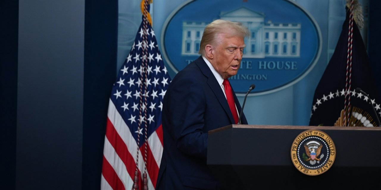 Trump'ın Federal Çalışanlara İstifa Karşılığı Tazminat Teklifine Bölge Yargıcından Geçici Engel