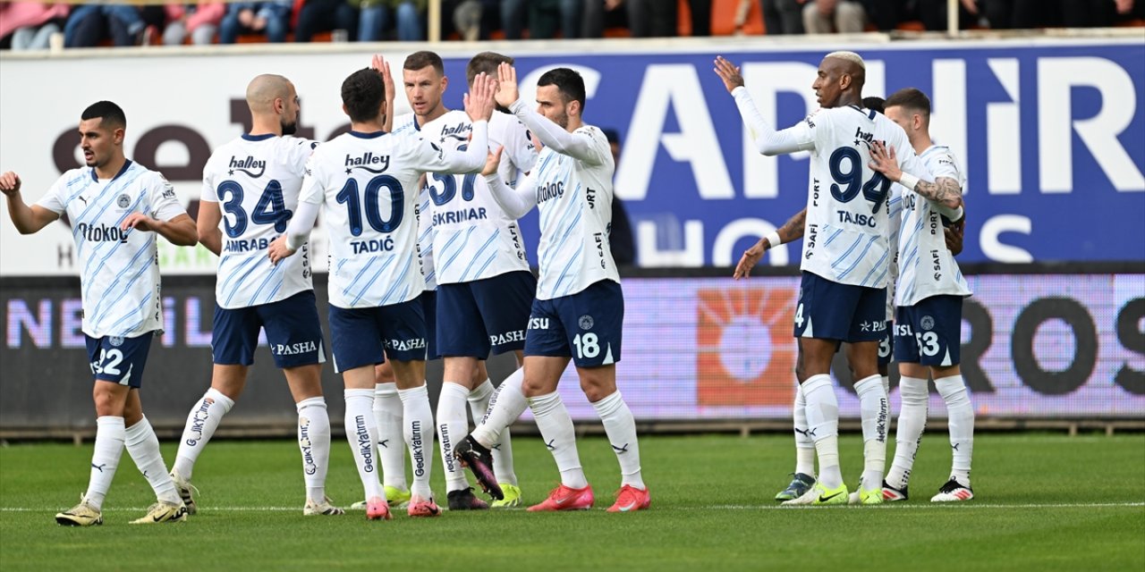 Fenerbahçe, Deplasmandan Galibiyetle Döndü