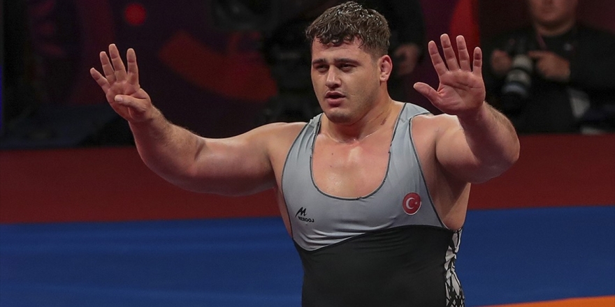 Rıza Kayaalp Dünya Güreş Şampiyonası'nda Finalde