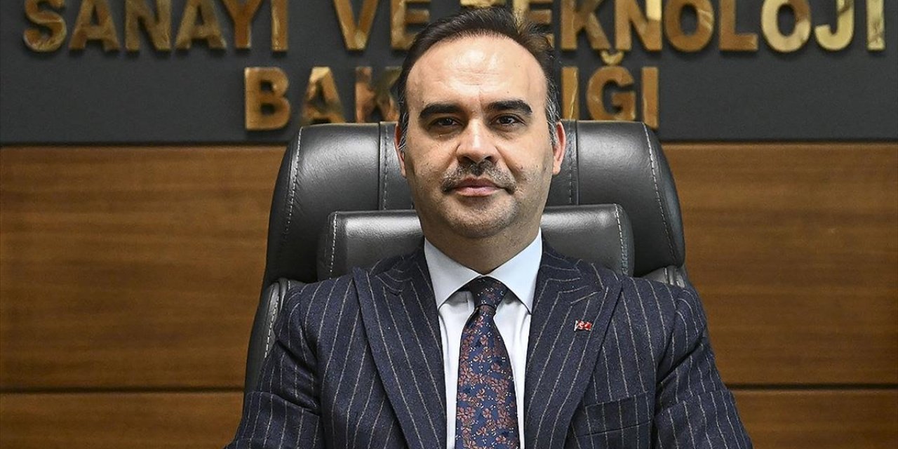 Bakan Kacır: Türkiye, Yüksek Teknolojiyle, Katma Değerli Üretimle Yoluna Devam Ediyor