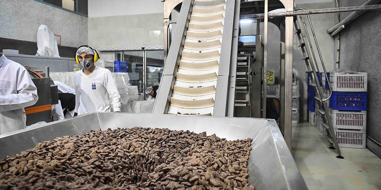 Ankara'da Fire Ekmeklerden Üretilen Atıştırmalıklar, Halk Ekmek Büfelerinde Satılacak