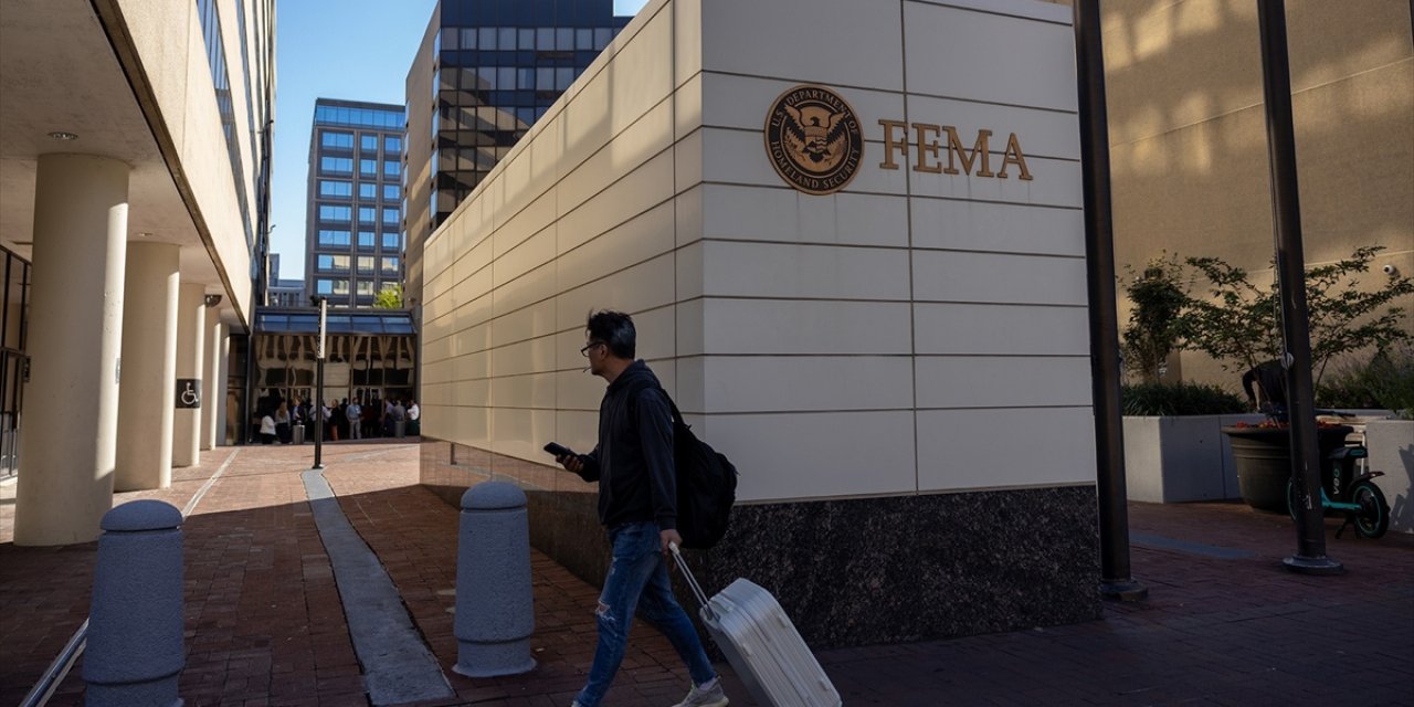 Musk, Fema'nın Düzensiz Göçmenler İçin Lüks Otellere 59 Milyon Dolar Ödediğini Belirtti