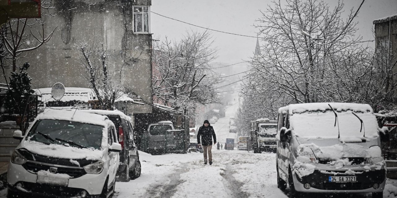 İstanbul, Tekirdağ ve Kırklareli'nde Akşam Saatlerinde Kuvvetli Kar Yağışı Bekleniyor